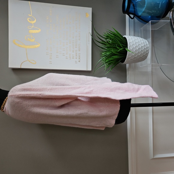 Forever 21 sweater - Picture 2 of 7